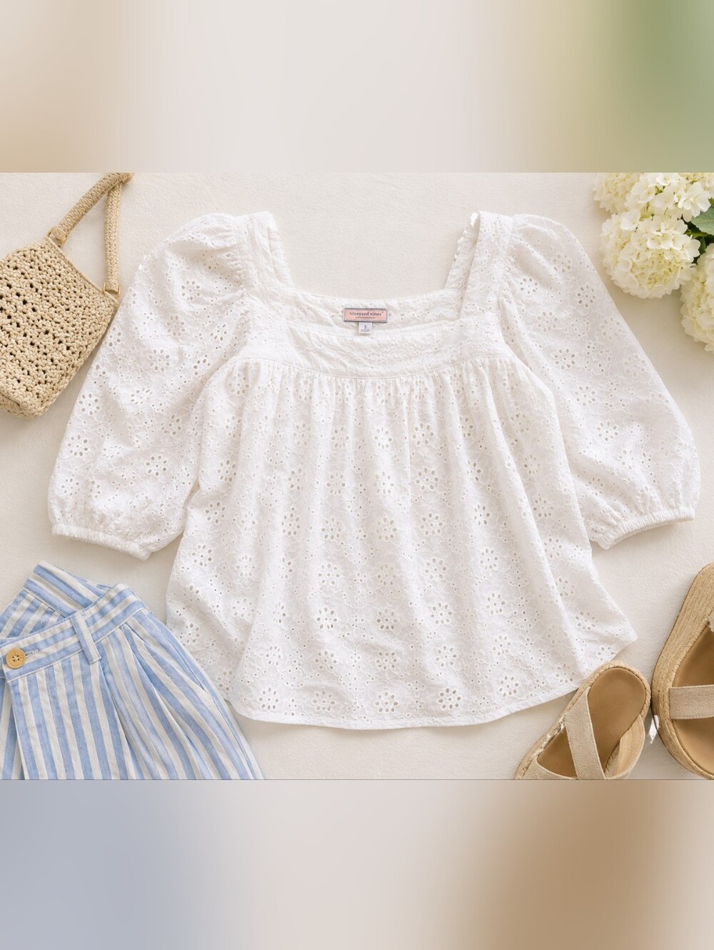 Vineyard Vines White Eyelet Puff Sleeve Blouse Coastal Cottagecore Top S - Picture 2 of 7